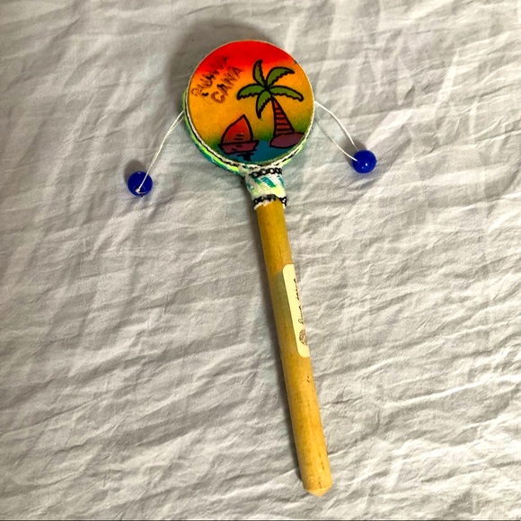 RATTLE ARTS &CRAFTS handcrafted souvenir working rattle novelty item NWT - Picture 5 of 6